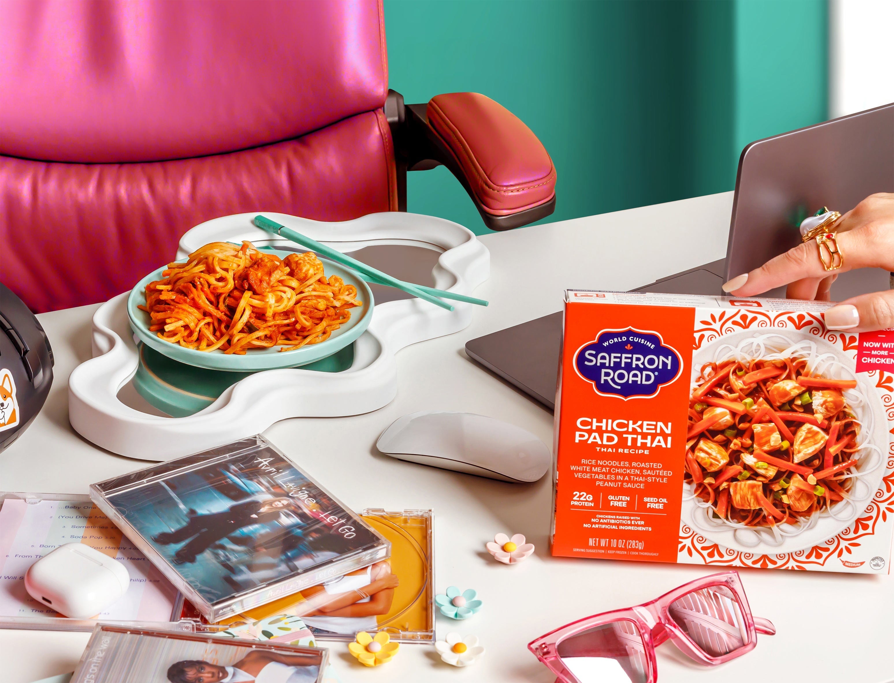 Chicken Pad Thai Frozen Dinners saffron-road-b2c