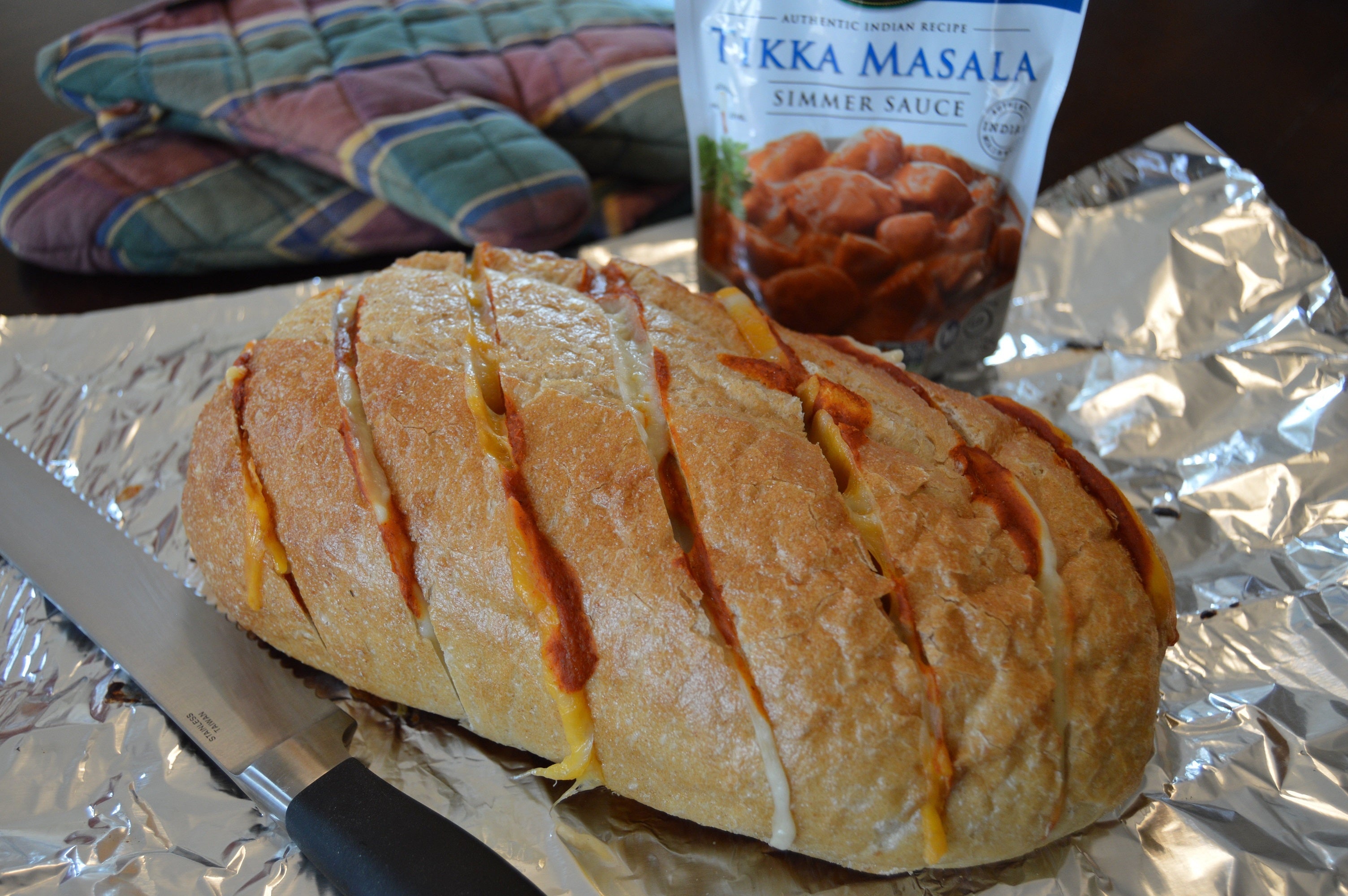 Cheesy Tikka Bread
